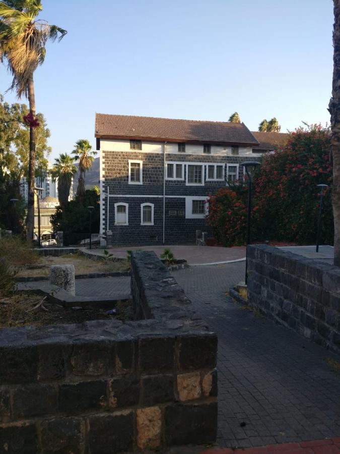 פינה שקטה דקה הליכה לכנרת והטיילת Apartment Tiberias Luaran gambar