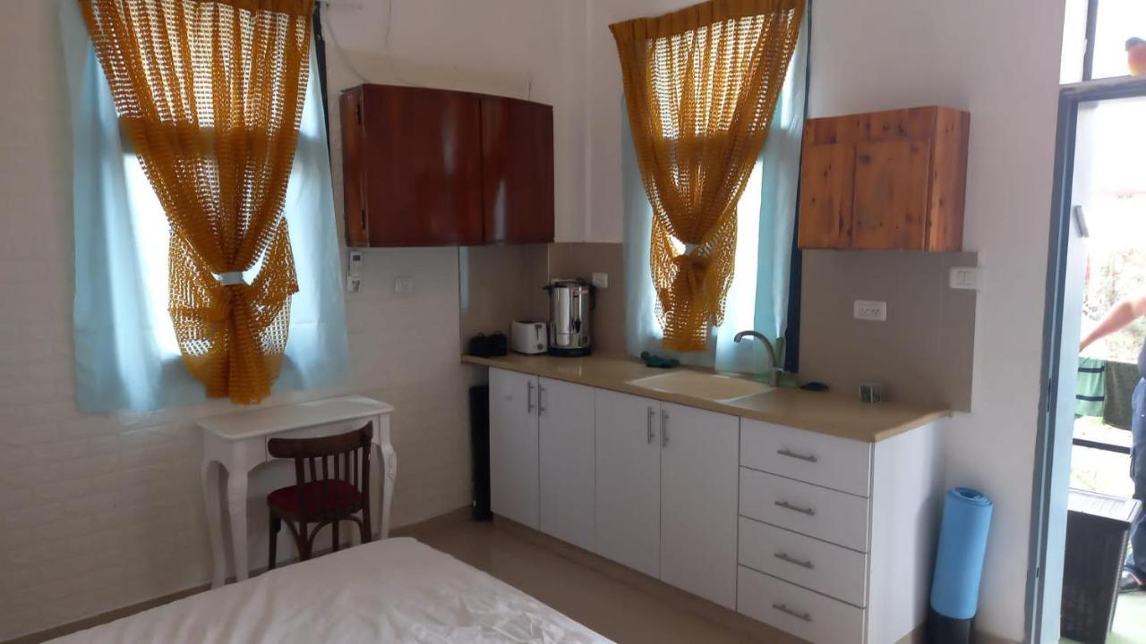 פינה שקטה דקה הליכה לכנרת והטיילת Apartment Tiberias Luaran gambar